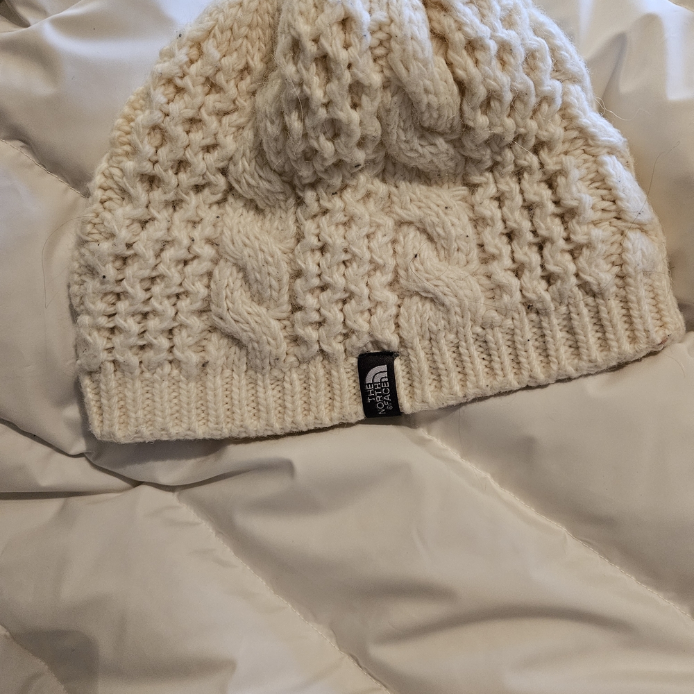 ☆New! The North Face Womens Puffer Coat And Beanie - Picture 6 of 11